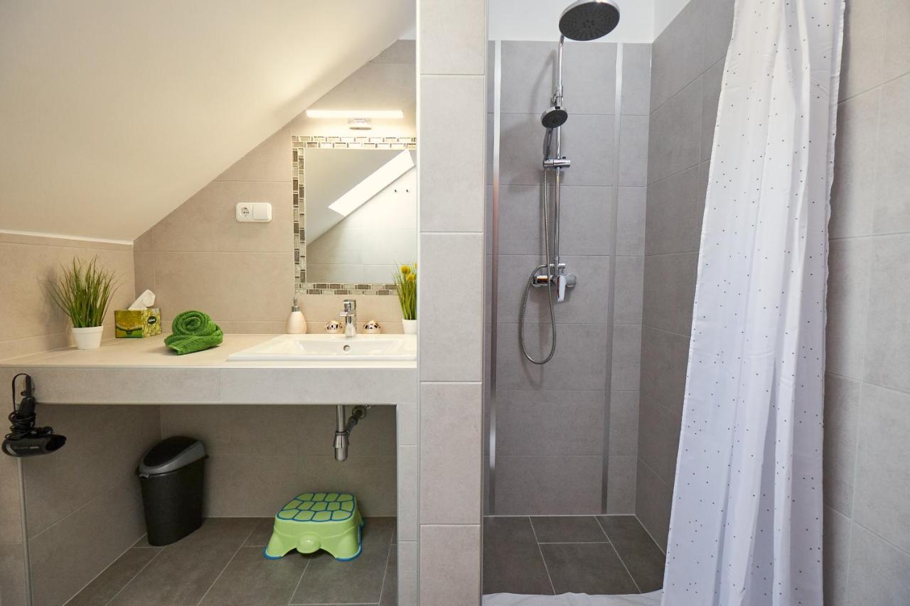 Amulett Studios Apartment Hajduszoboszlo Ngoại thất bức ảnh