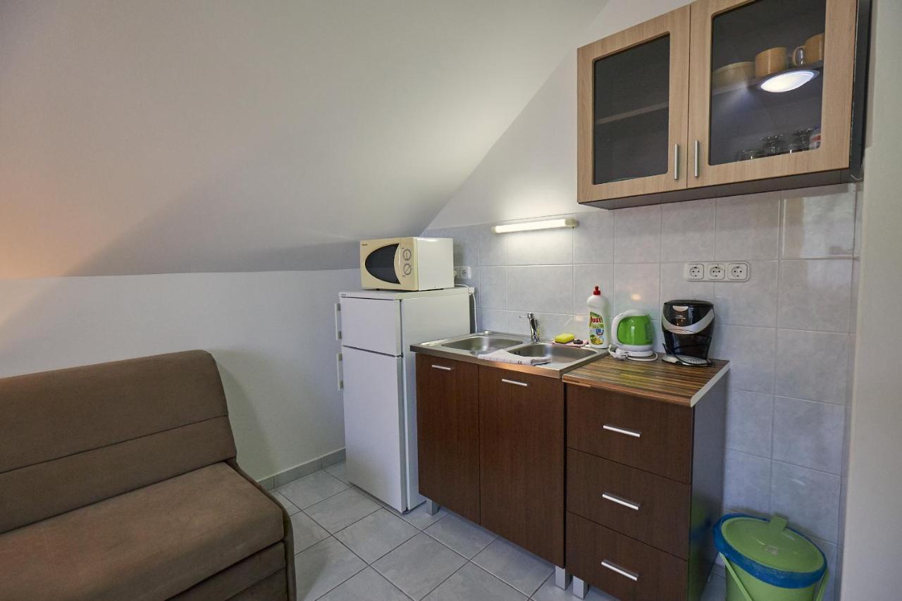 Amulett Studios Apartment Hajduszoboszlo Ngoại thất bức ảnh