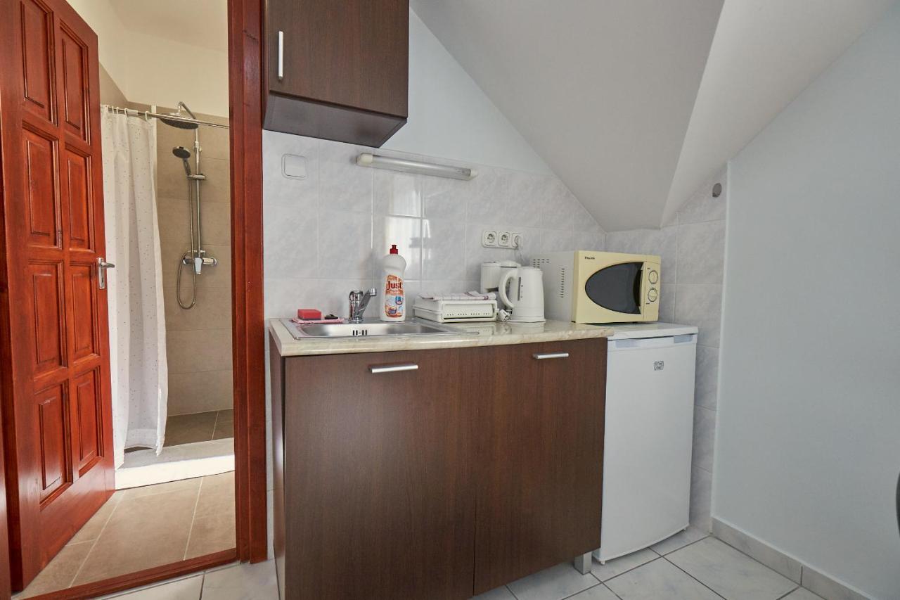Amulett Studios Apartment Hajduszoboszlo Ngoại thất bức ảnh